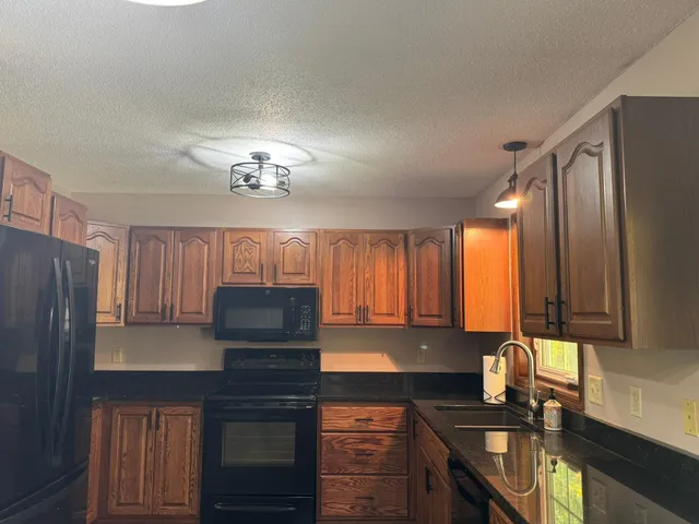 $499,900 | 57396 181st Lane, Mankato, MN 56001