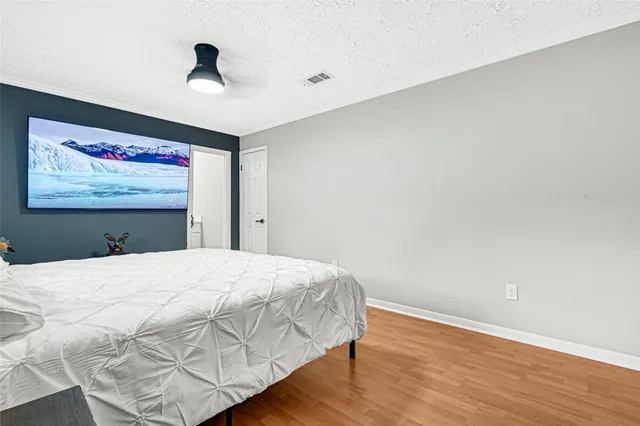 $279,500 | 6007 Knotty Post Lane, Spring, TX 77373