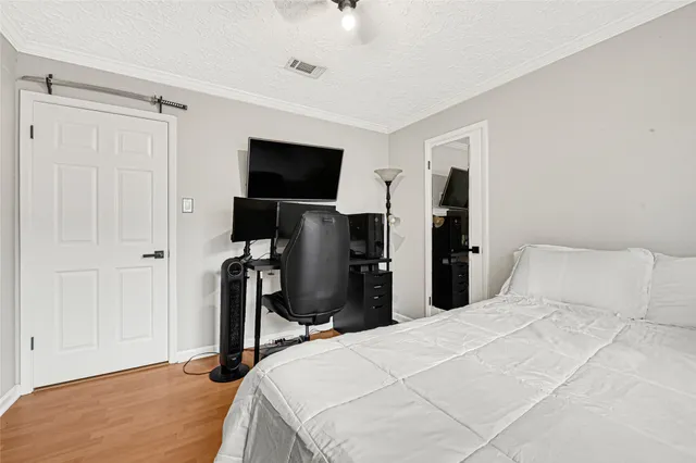 $279,500 | 6007 Knotty Post Lane, Spring, TX 77373