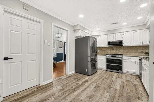 $279,500 | 6007 Knotty Post Lane, Spring, TX 77373