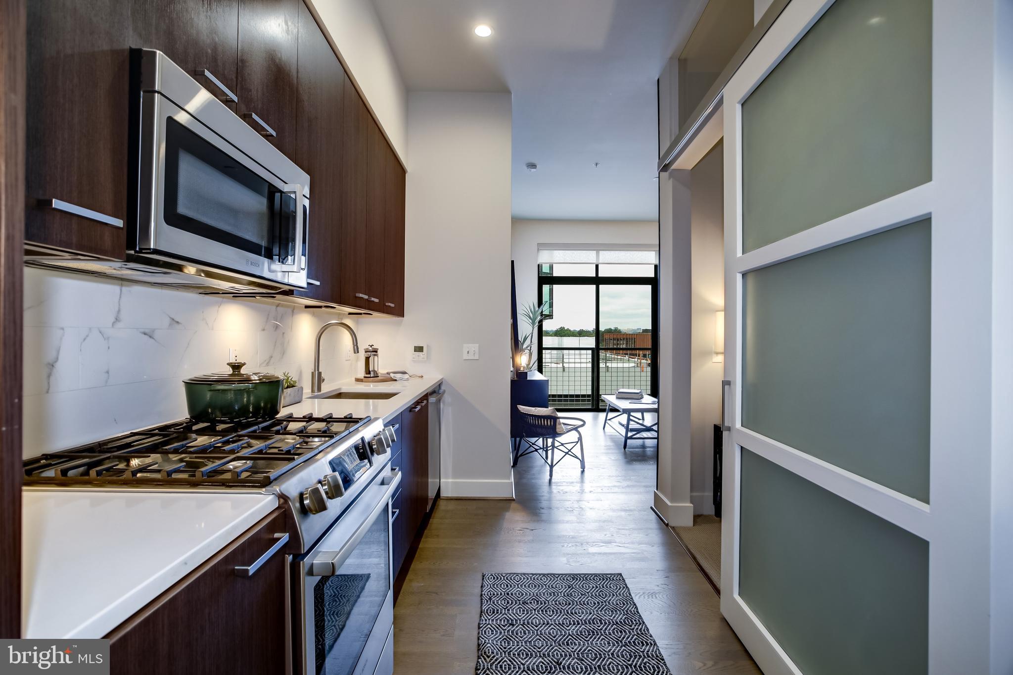 525 Water Street Southwest, Unit 314 Washington, DC 20024 - Photo 4 of 26