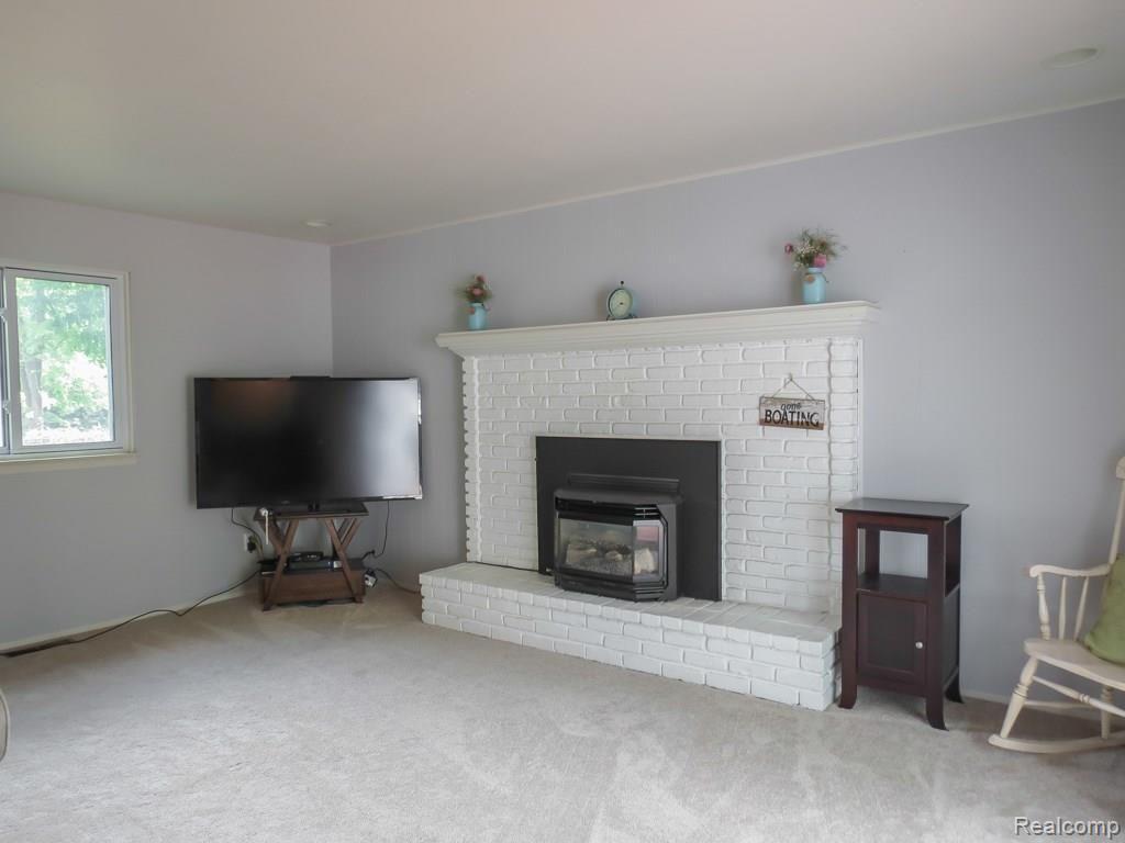 3267 Shawnee Trail Pinckney, MI 48169 - Photo 14 of 30 IMG_1822-2.jpg