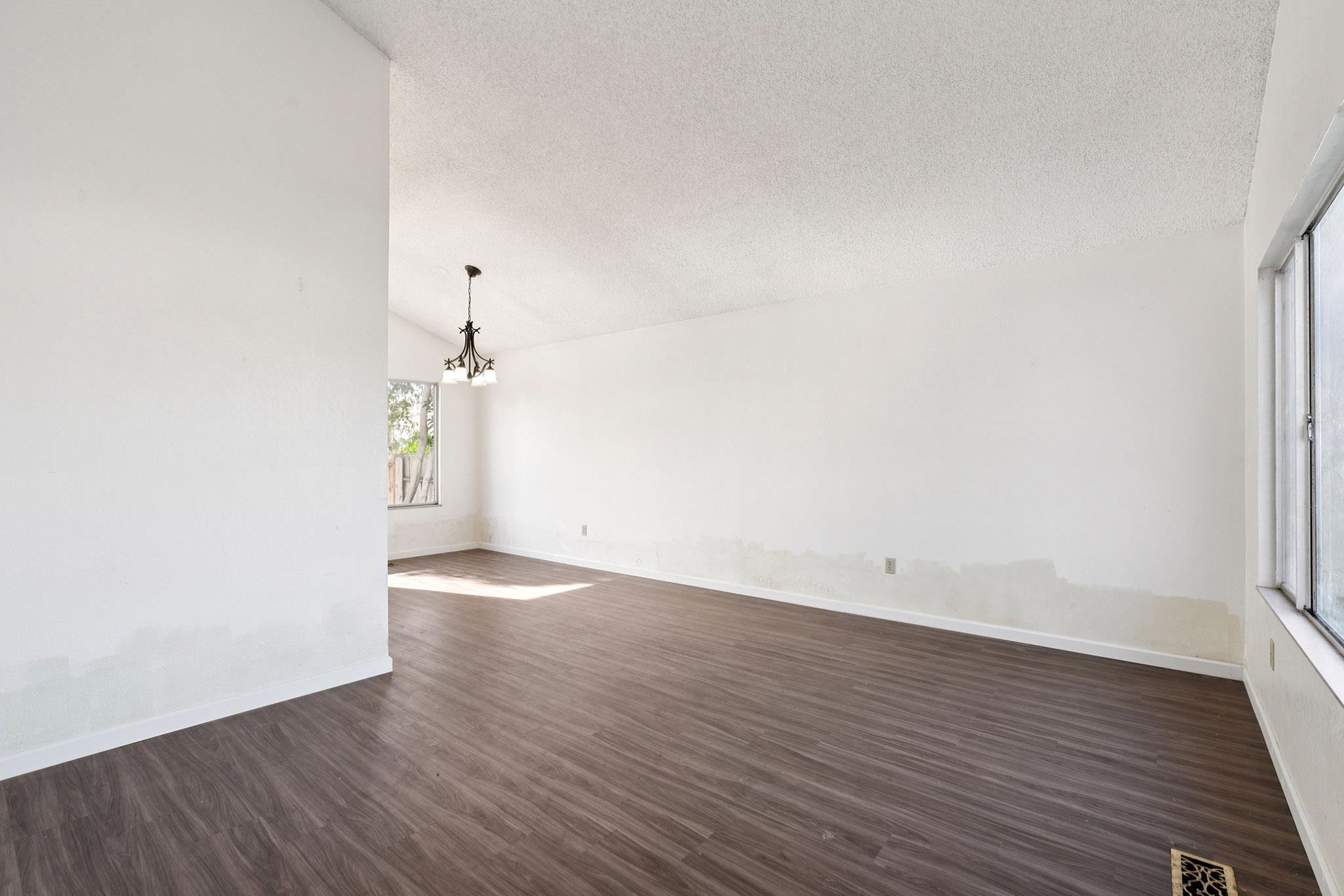 1204 Stirling Drive Rodeo, CA 94572 - Photo 5 of 40