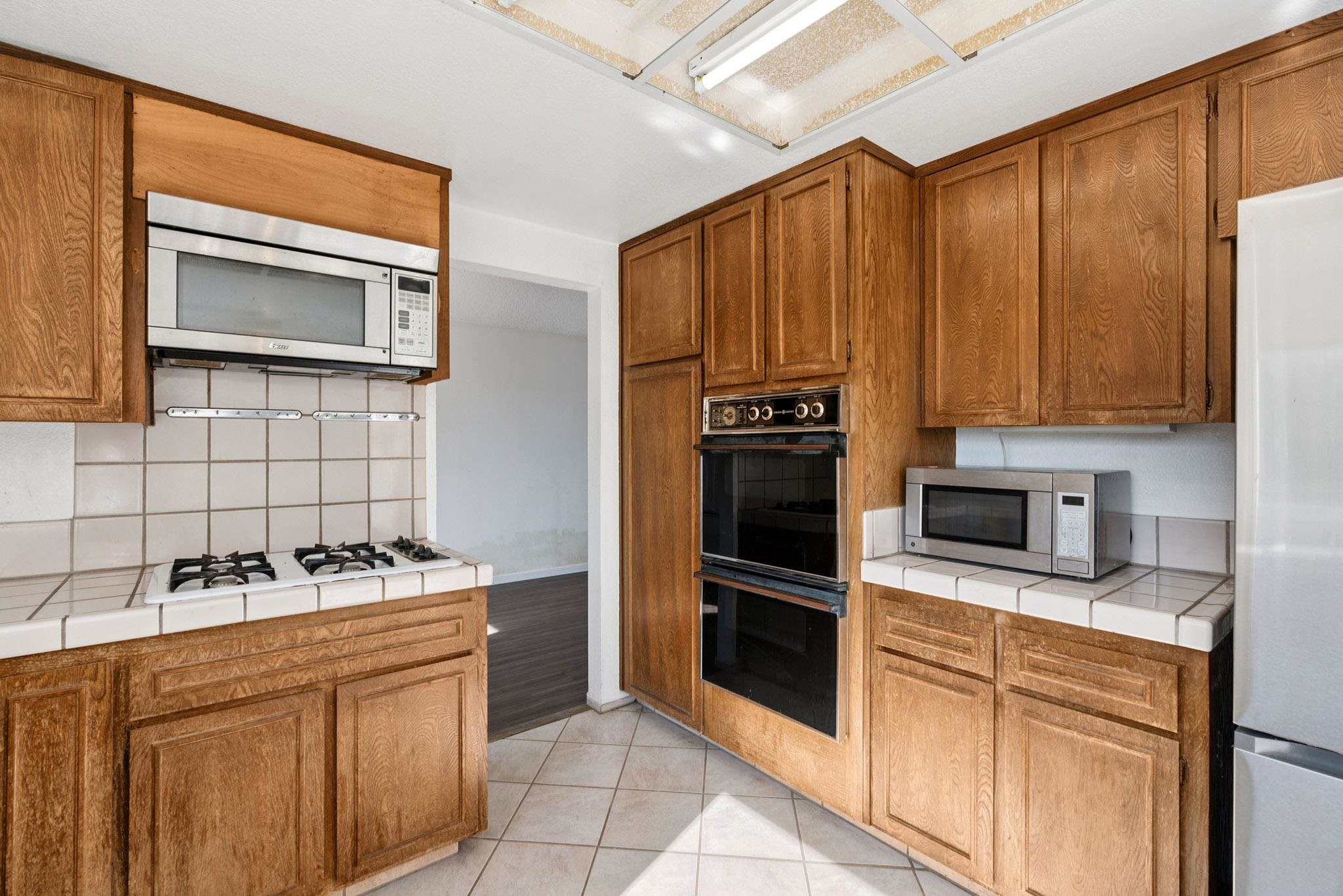 1204 Stirling Drive Rodeo, CA 94572 - Photo 10 of 40