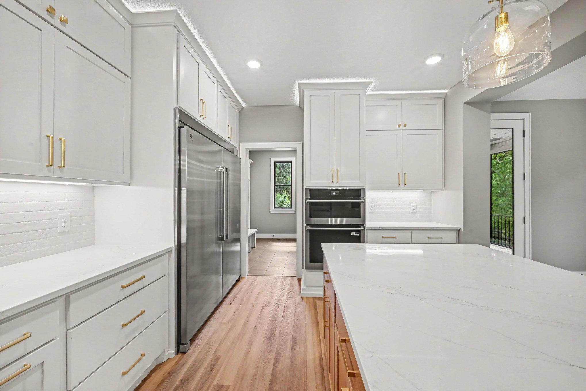 4044 Merriam Road Minnetonka, MN 55305 - Photo 13 of 38 Gallery Image 13