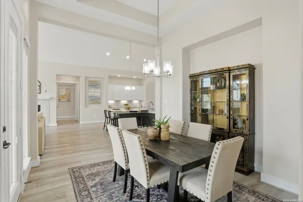 $715,000 | 169 Storm Way, Castroville, TX 78009