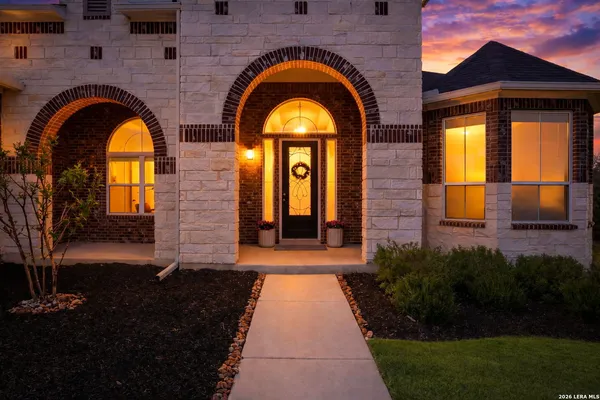 $715,000 | 169 Storm Way, Castroville, TX 78009