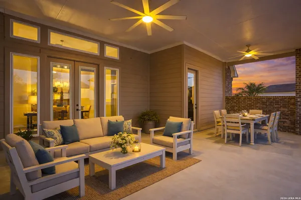 $715,000 | 169 Storm Way, Castroville, TX 78009