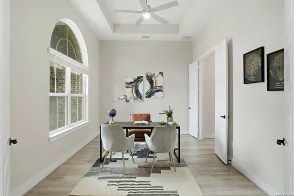 $715,000 | 169 Storm Way, Castroville, TX 78009