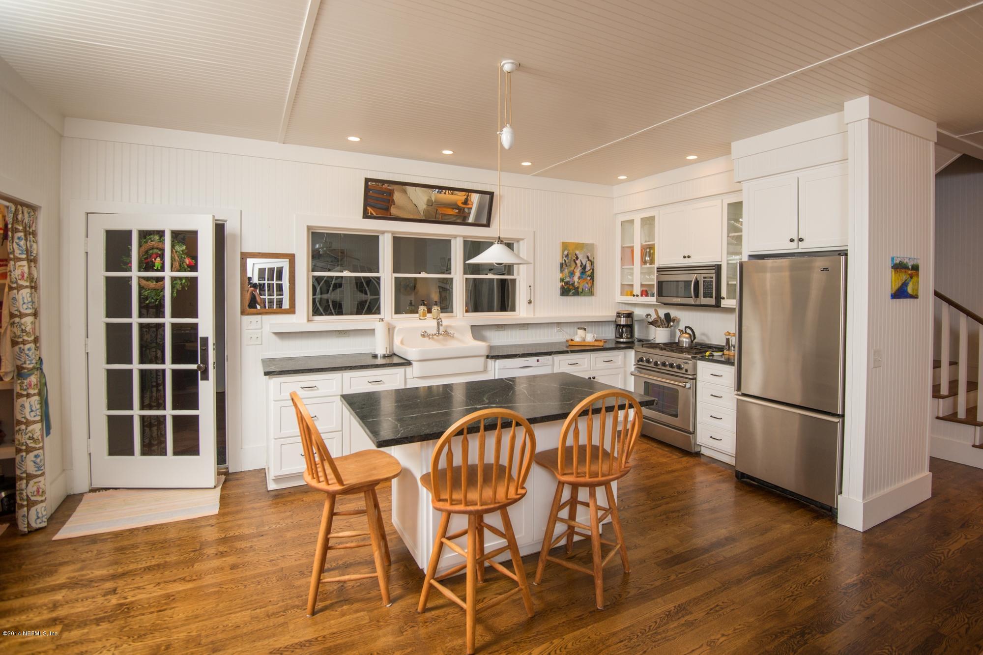 413 West River Road Palatka, FL 32177 - Photo 16 of 69 Kitchen