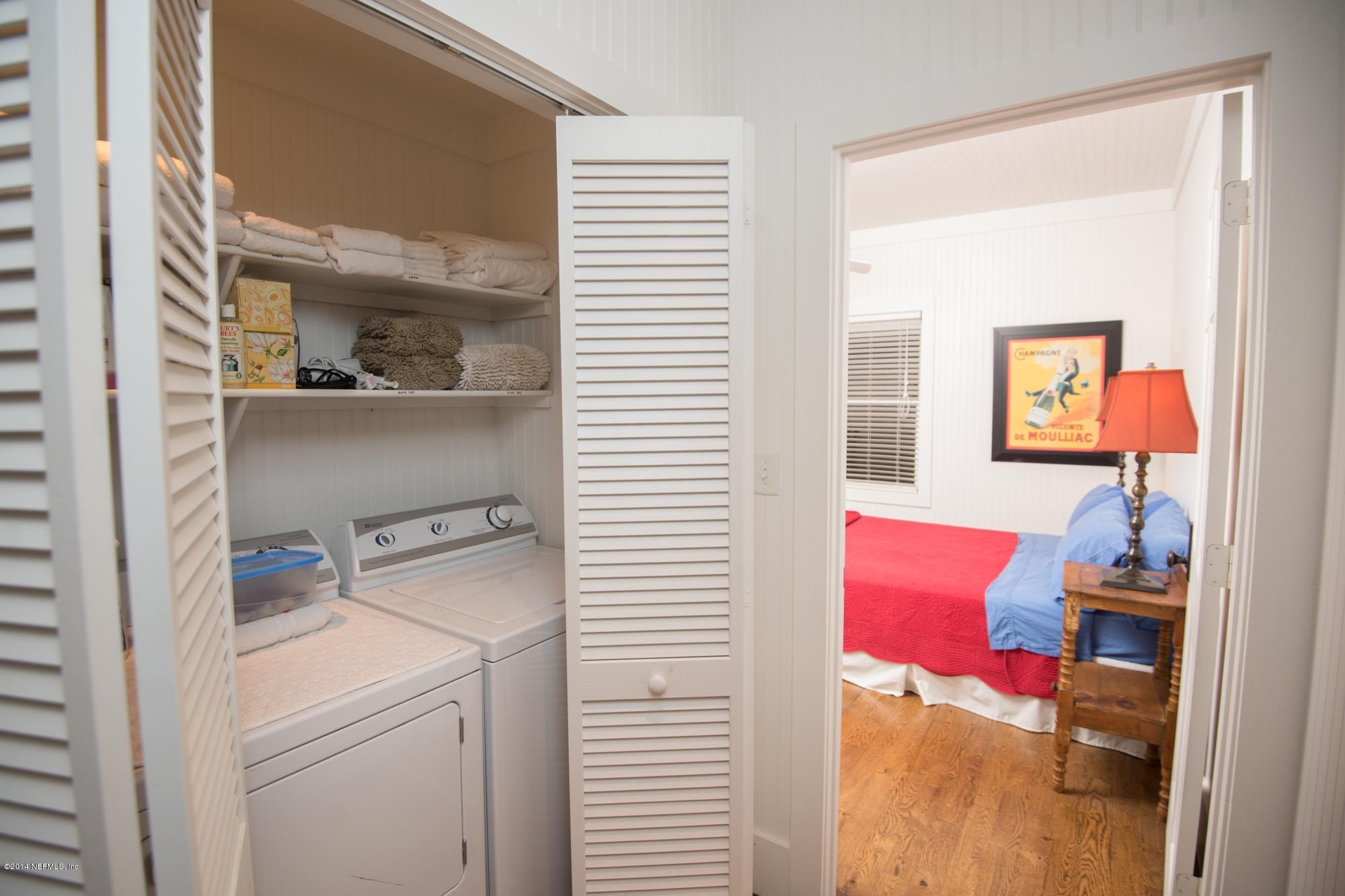 413 West River Road Palatka, FL 32177 - Photo 24 of 69 Laundry