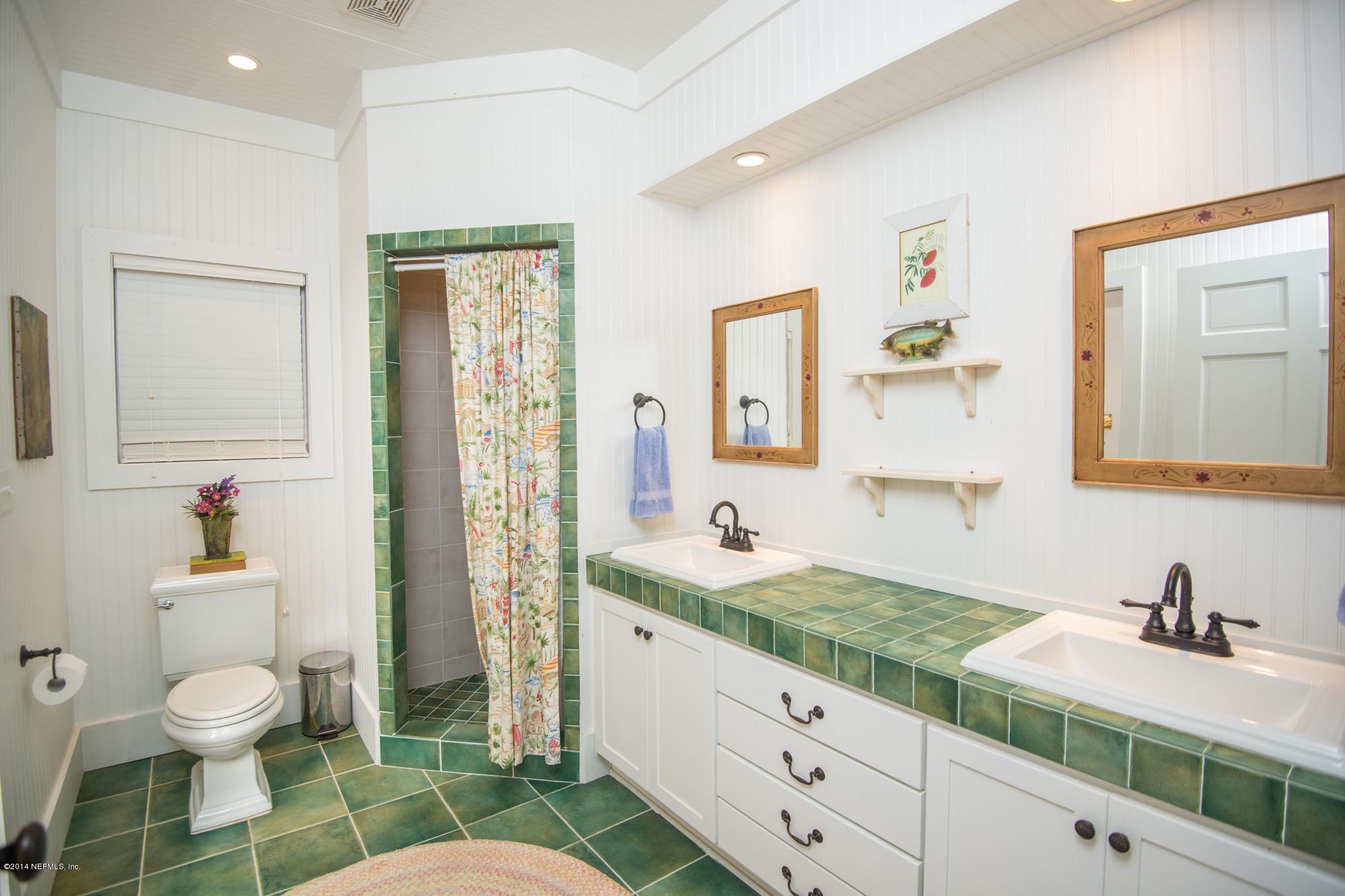 413 West River Road Palatka, FL 32177 - Photo 27 of 69 Bathroom 3