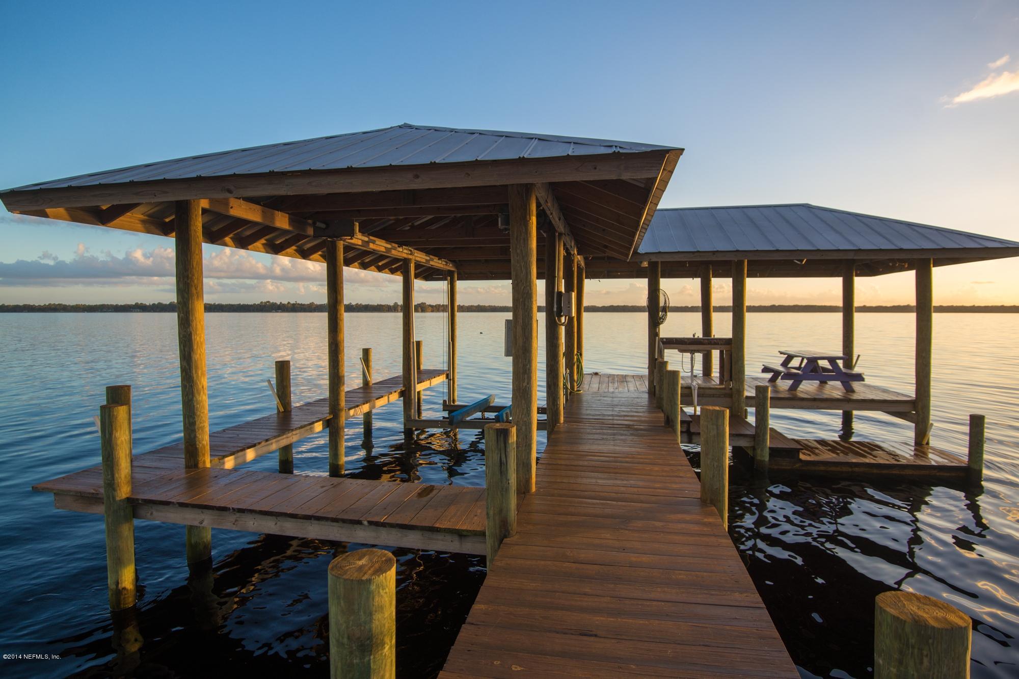 413 West River Road Palatka, FL 32177 - Photo 60 of 69 Boatlift