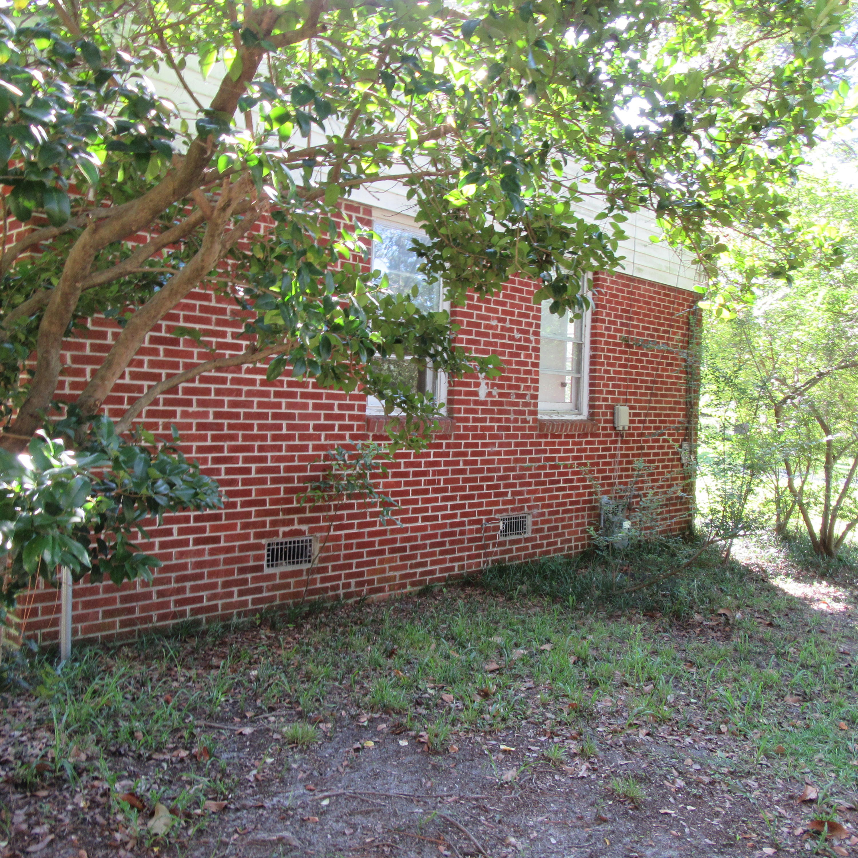 1012 Lightsey St Extension Hampton, SC 29924 - Photo 5 of 27 IMG_0910