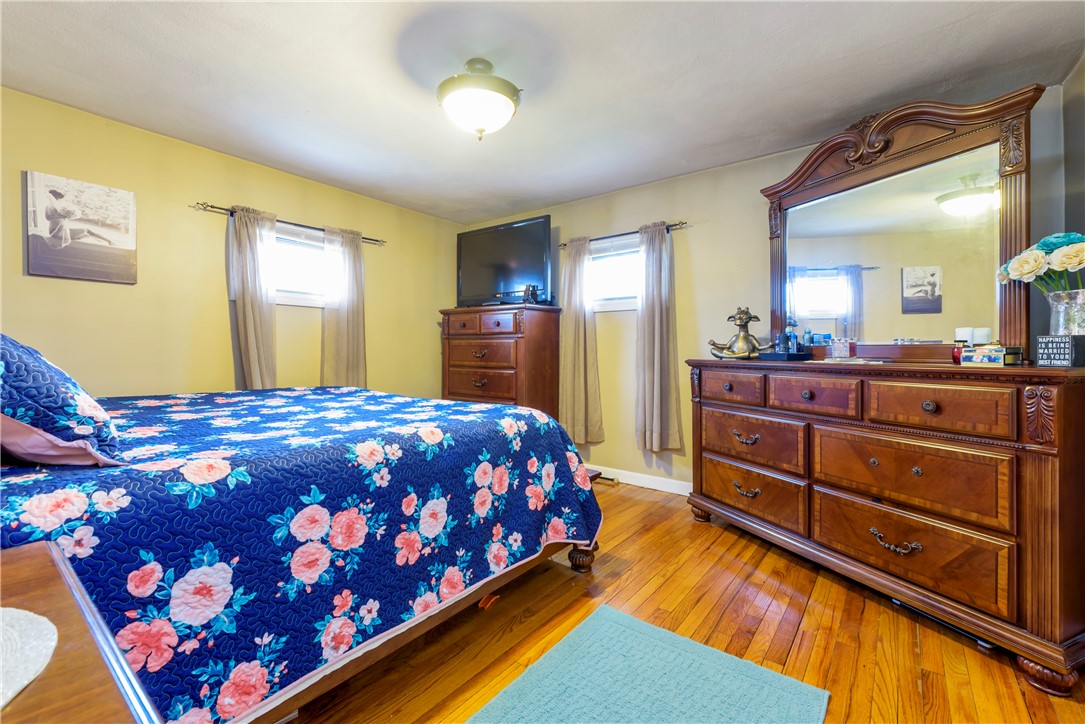 121 Cross Street Westerly, RI 02891 - Photo 11 of 16 Gallery Image 11