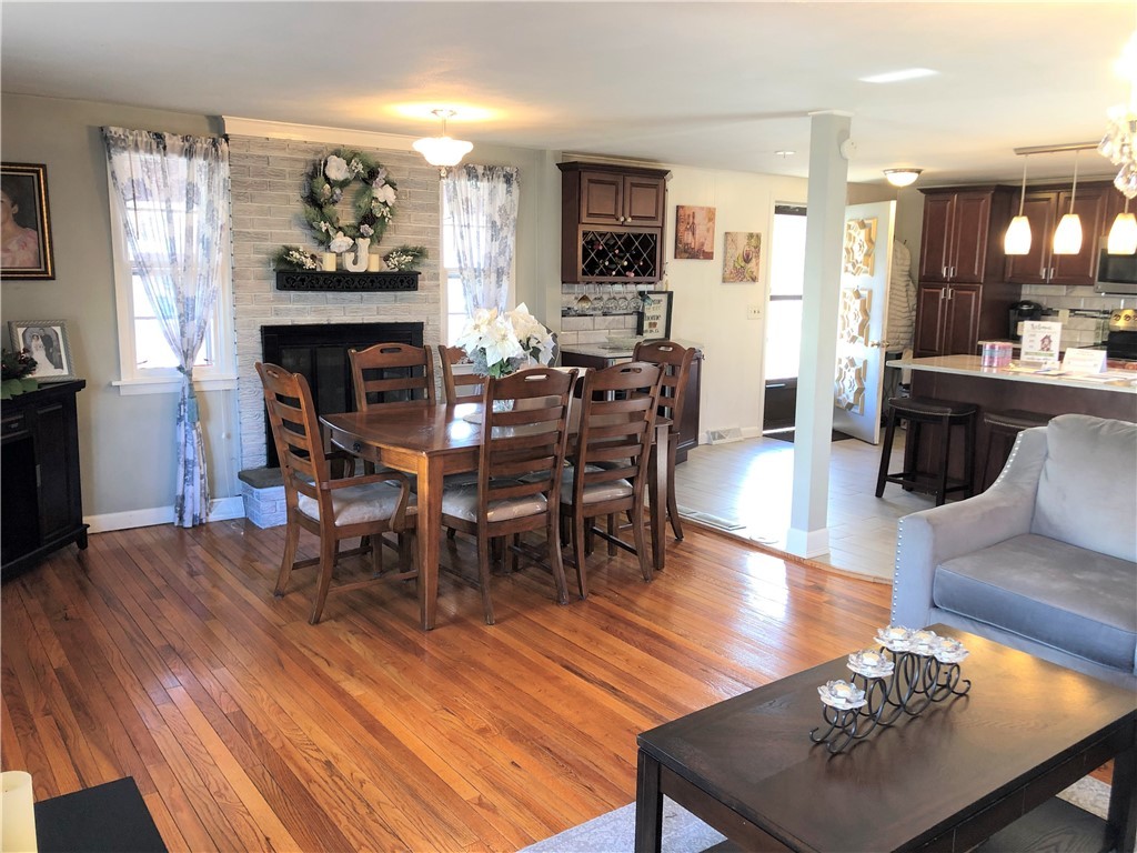 121 Cross Street Westerly, RI 02891 - Photo 6 of 16 Gallery Image 6