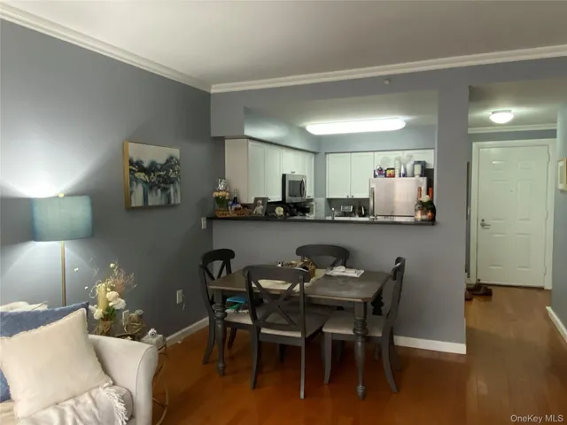 $2,700 | 300 Mamaroneck Avenue, Unit 417, White Plains, NY 10605