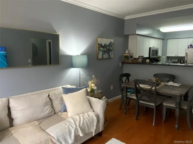 $2,700 | 300 Mamaroneck Avenue, Unit 417, White Plains, NY 10605