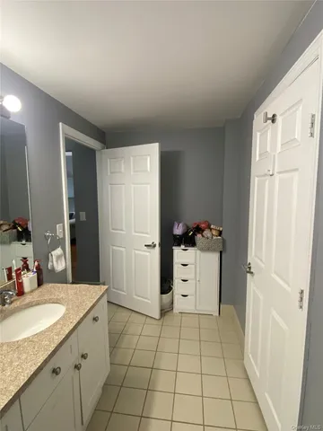 $2,700 | 300 Mamaroneck Avenue, Unit 417, White Plains, NY 10605