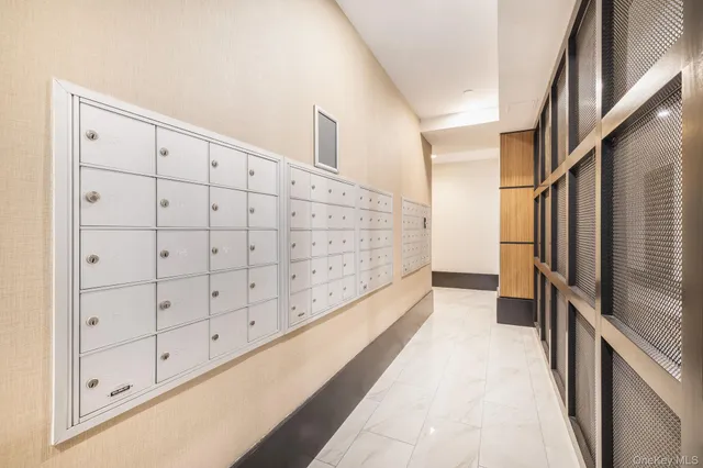 $2,700 | 300 Mamaroneck Avenue, Unit 417, White Plains, NY 10605