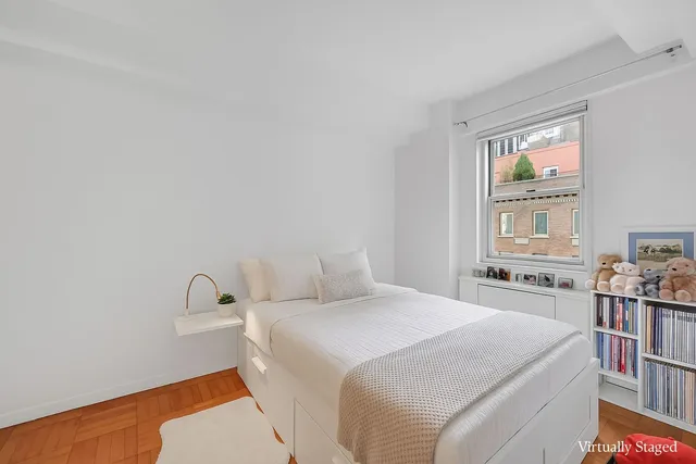 $100,000 | 100 West 57th Street, Unit 18I | Theater District