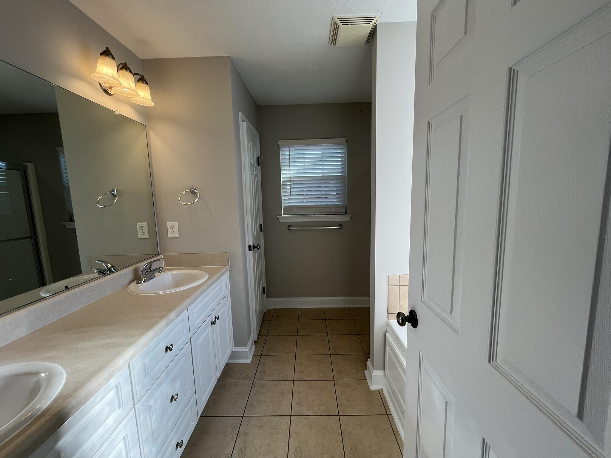 4530 Logans Way Augusta, GA 30909 - Photo 24 of 30 Owner's Suite Bath