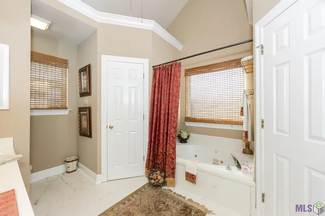 $299,900 | 11030 Paddock Avenue, Baton Rouge, LA 70816