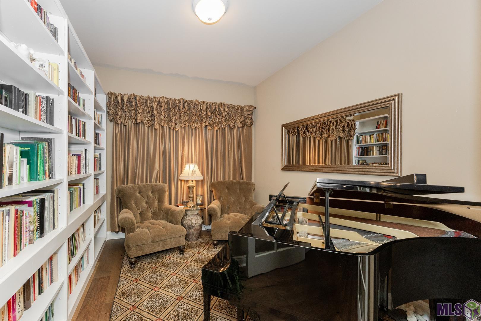 11030 Paddock Avenue Baton Rouge, LA 70816 - Photo 8 of 60 Study/Piano Room