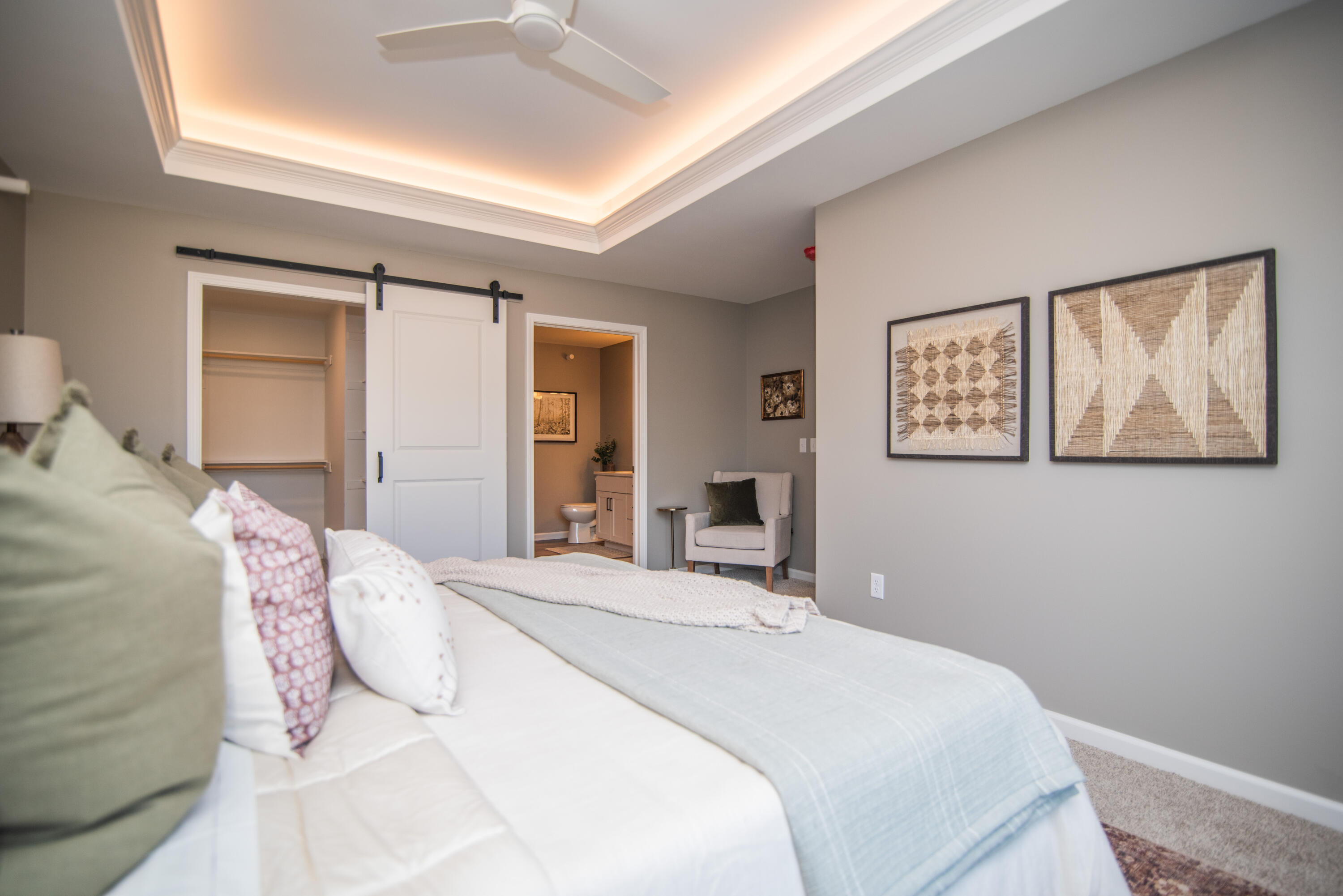 1072 Harbor Court West Bend, WI 53090 - Photo 19 of 22 DSC_3701-17