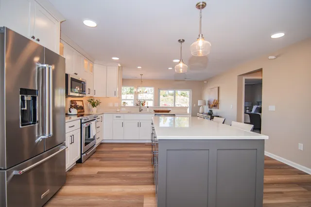 $430,000 | 1072 Harbor Court, West Bend, WI 53090