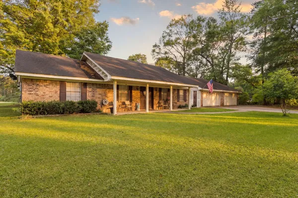 $170,000 | 698 Wildwood Drive, Village Mills, TX 77663