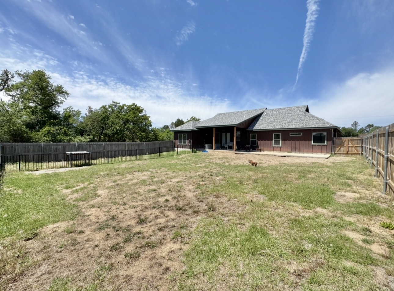 1094 Raintree Lane Elgin, TX 78621 - Photo 33 of 39