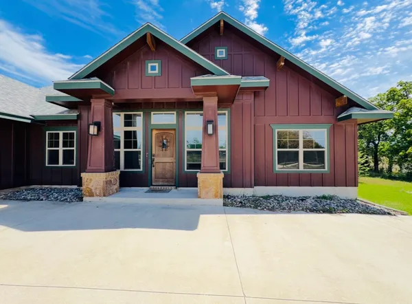$519,000 | 1094 Raintree Lane, Elgin, TX 78621