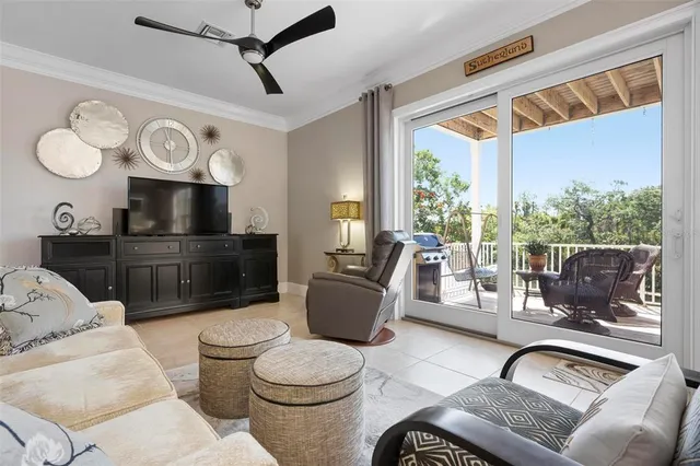 $1,199,000 | 6802 68th Avenue East, Bradenton, FL 34203