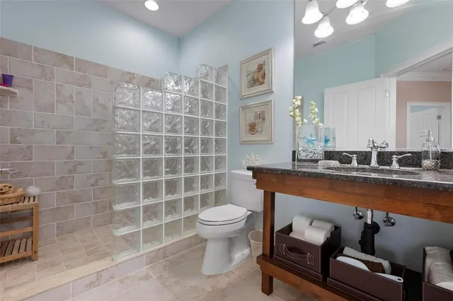 $1,199,000 | 6802 68th Avenue East, Bradenton, FL 34203