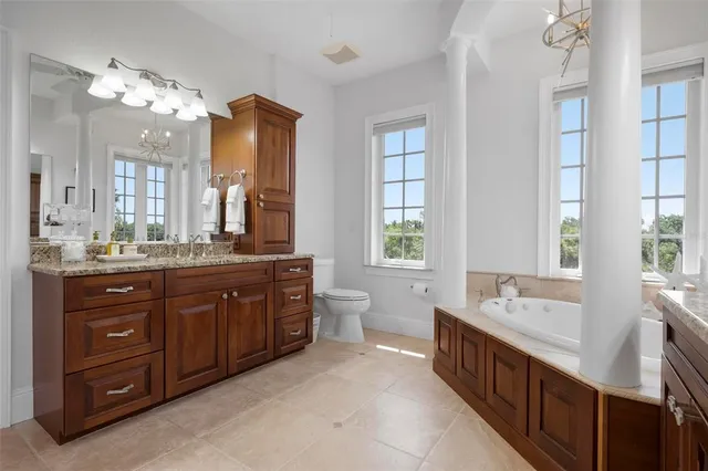 $1,199,000 | 6802 68th Avenue East, Bradenton, FL 34203