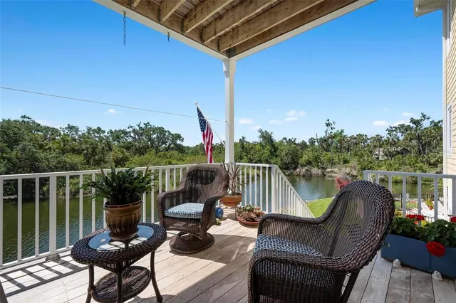 $1,199,000 | 6802 68th Avenue East, Bradenton, FL 34203