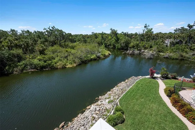 $1,199,000 | 6802 68th Avenue East, Bradenton, FL 34203