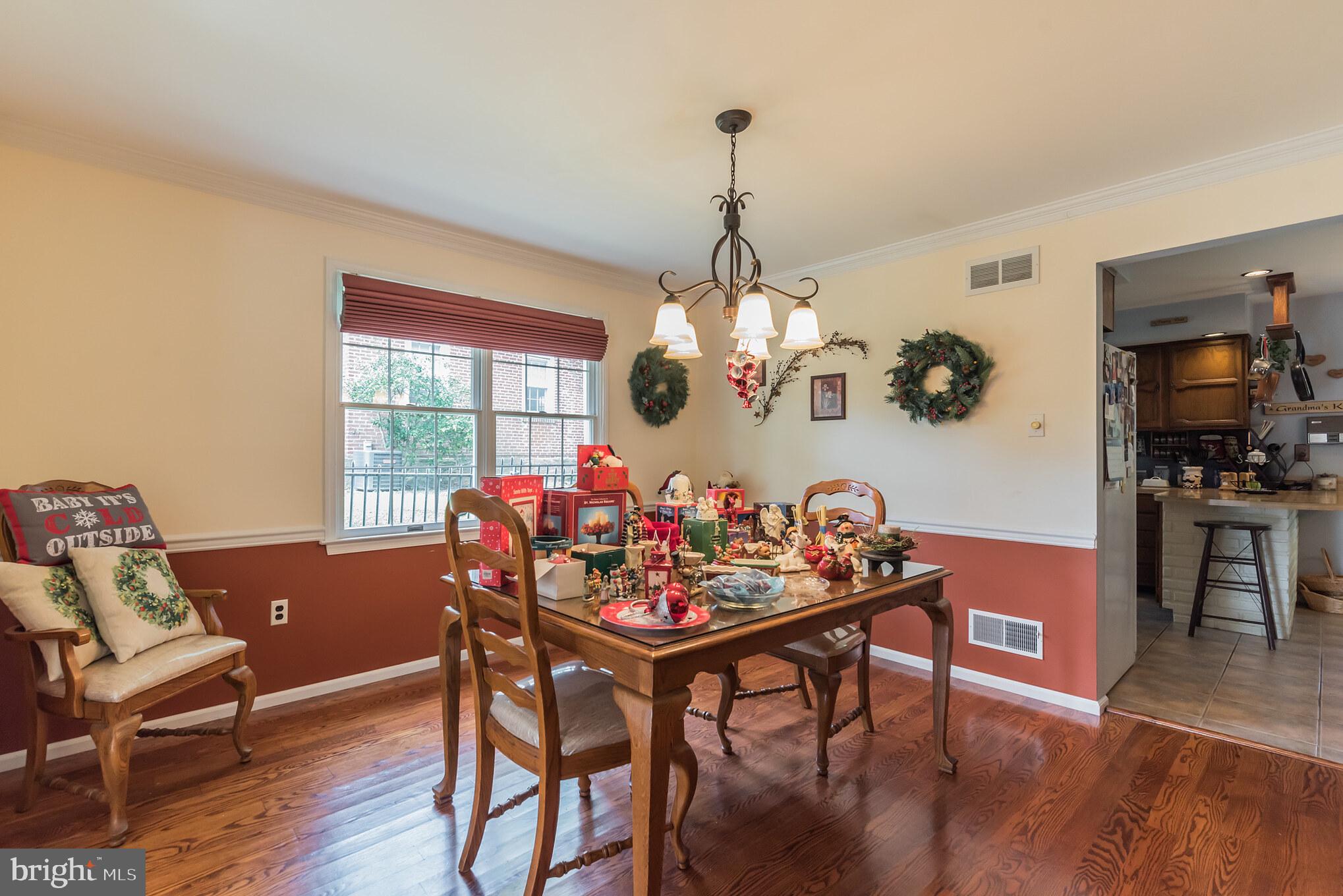 419 Ashmead Road Cheltenham, PA 19012 - Photo 7 of 27 Dining room