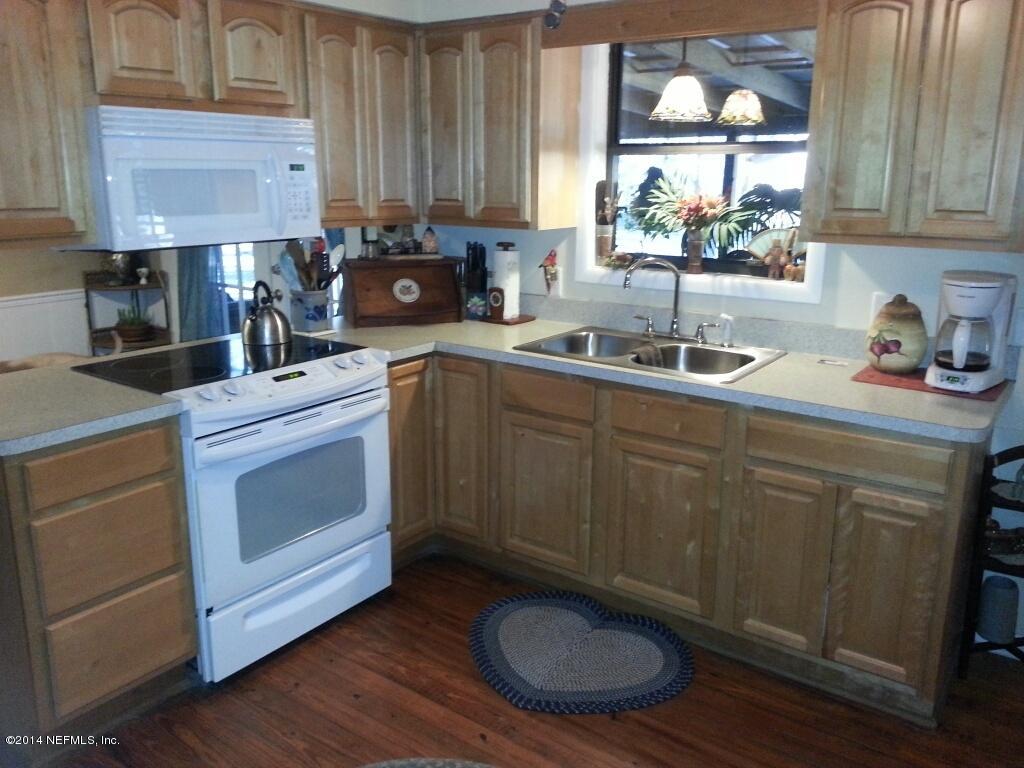 4260 Chokeberry Road Middleburg, FL 32068 - Photo 3 of 27 Kitchen