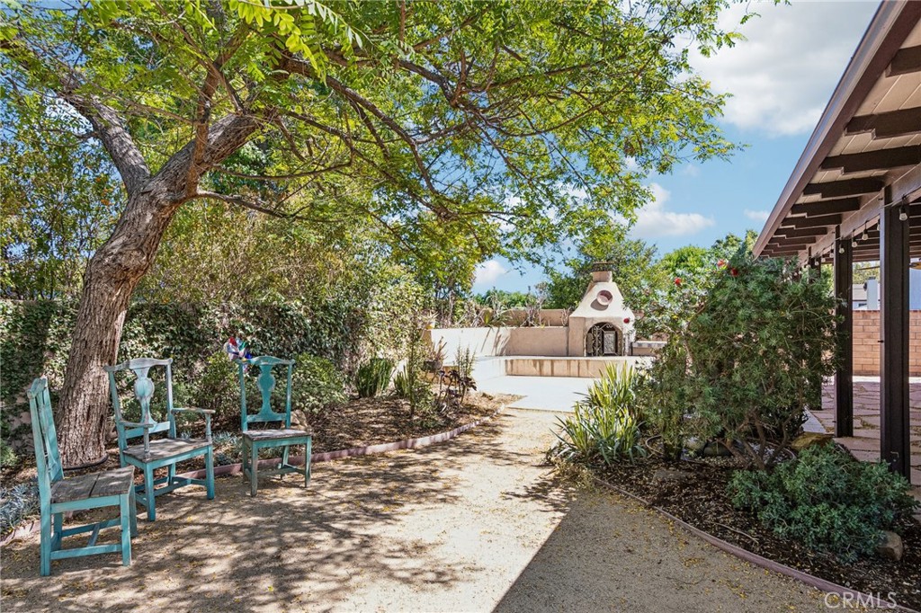 42 Kanan Road Oak Park, CA 91377 - Photo 64 of 69 Gallery Image 64