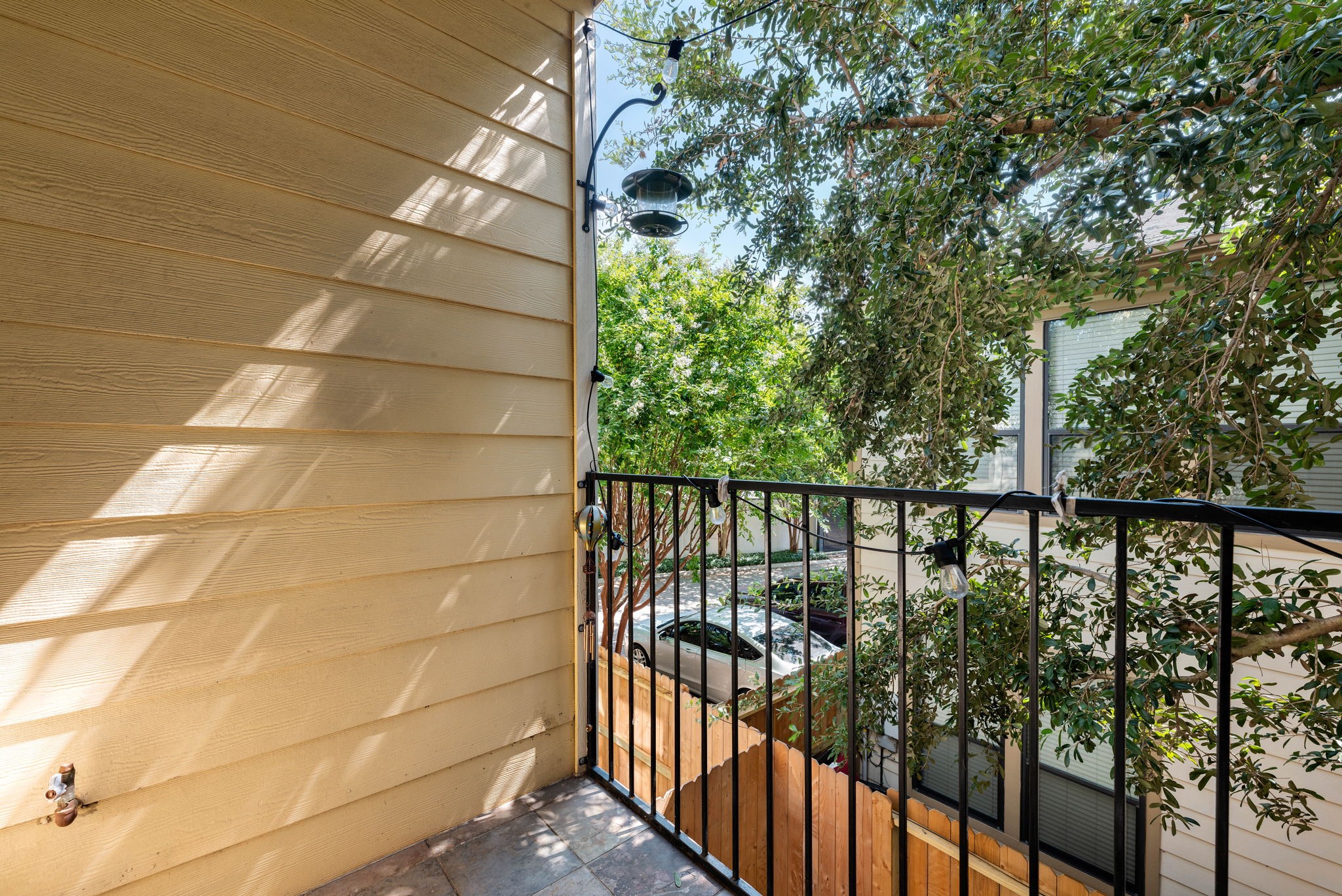1353 Studer Street Houston, TX 77007 - Photo 13 of 35 a view of a balcony
