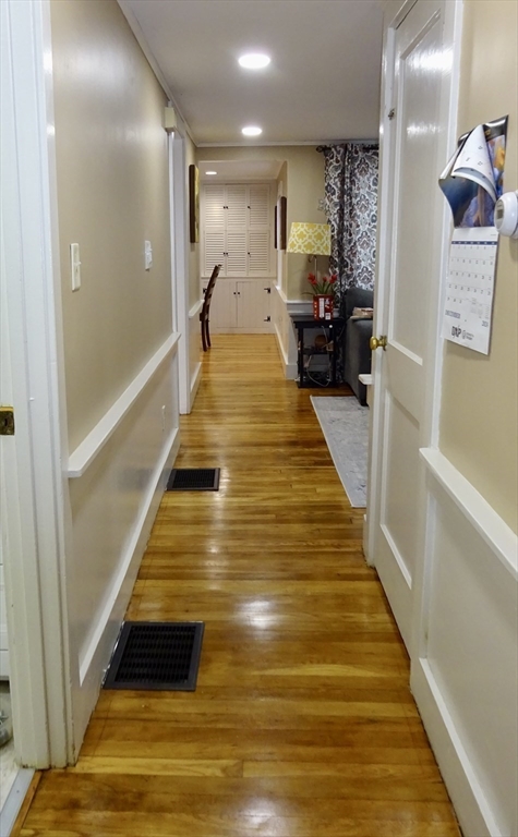 45 Darnell Road Worcester, MA 01606 - Photo 9 of 18 Gallery Image 9