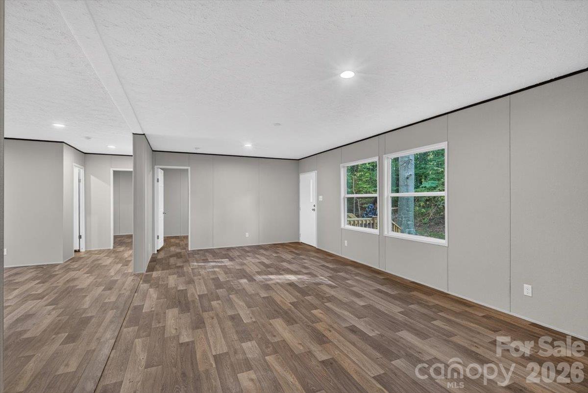 1020 Freedom Road Statesville, NC 28625 - Photo 5 of 27 Gallery Image 5