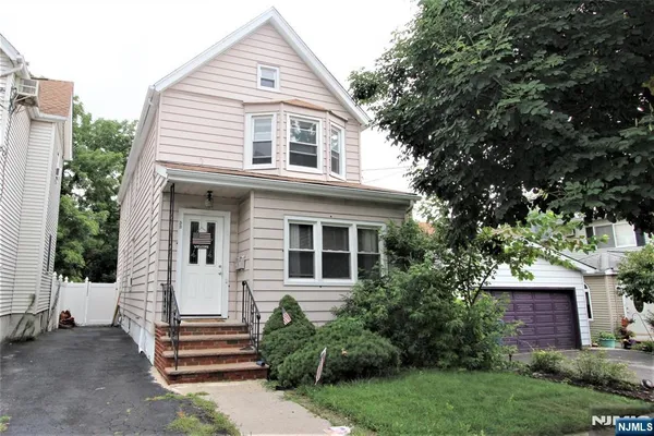 $1,650 | 58 Monsignor Owens Place, Nutley, NJ 07110