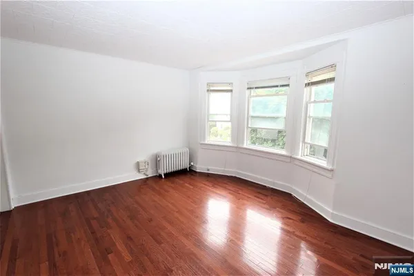 $1,650 | 58 Monsignor Owens Place, Nutley, NJ 07110