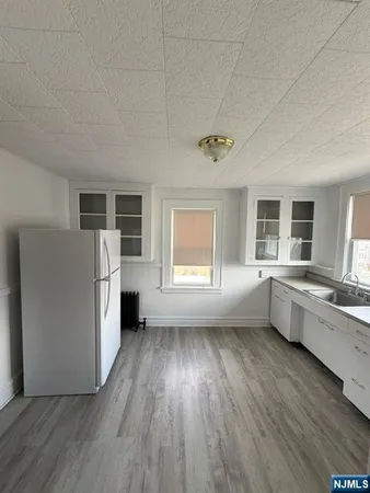 $1,650 | 58 Monsignor Owens Place, Nutley, NJ 07110