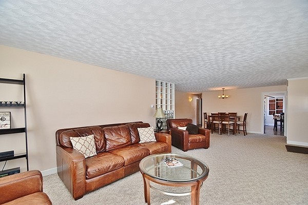 35 Park Hill Road Worcester, MA 01607 - Photo 7 of 25 Gallery Image 7