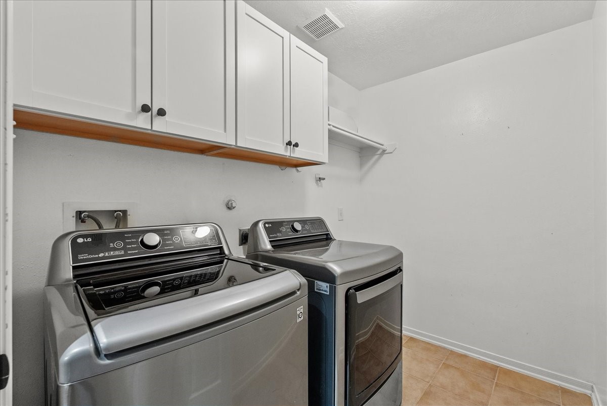 2876 Match Point Lane Friendswood, TX 77546 - Photo 39 of 45 All appliances convey with this one!