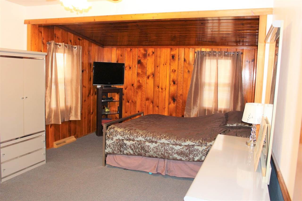 8257 Corunna Road Flint, MI 48532 - Photo 14 of 37